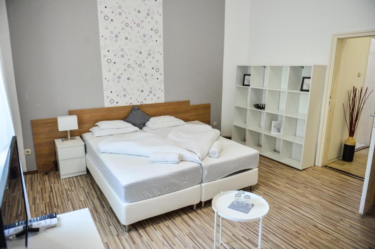 Elmeny Balaton Hotel Alsoors Luaran gambar